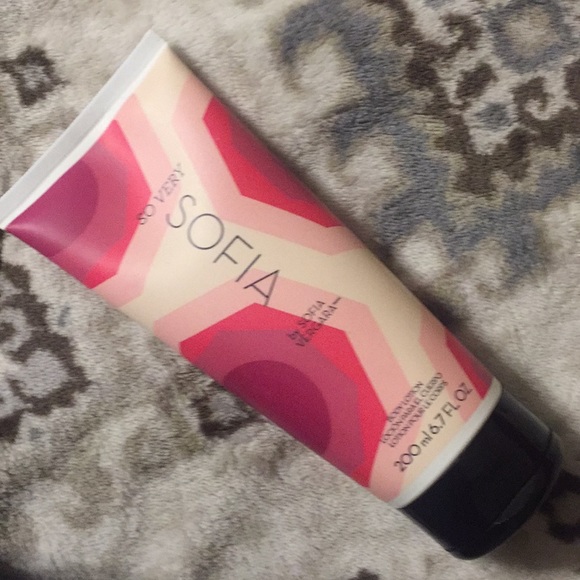 Avon Other - 3×$2O SO VERY SOFIA